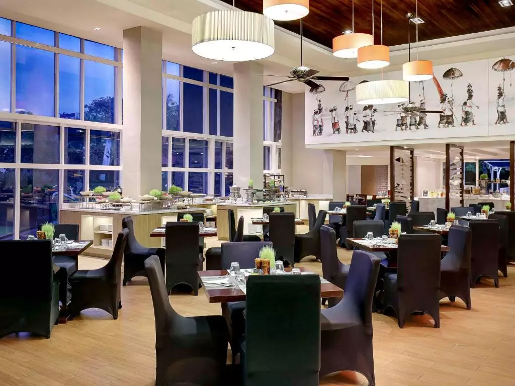 Pullman Bali Legian Beach